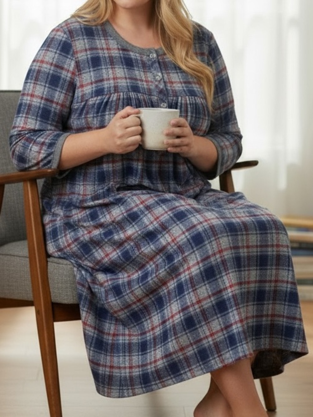 PLUS NIGHTGOWN SIZE 4X. ARIA SLEEPWEAR, LONG SLEEVES, SOFT FLEECE PLAID, POCKETS - Picture 15 of 16